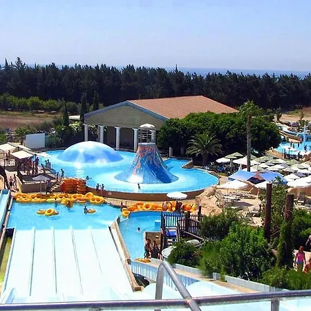 דירה Limnaria Gardens פאפוס