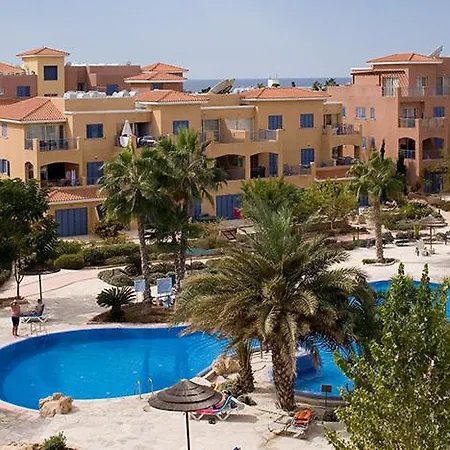 דירה Limnaria Gardens *